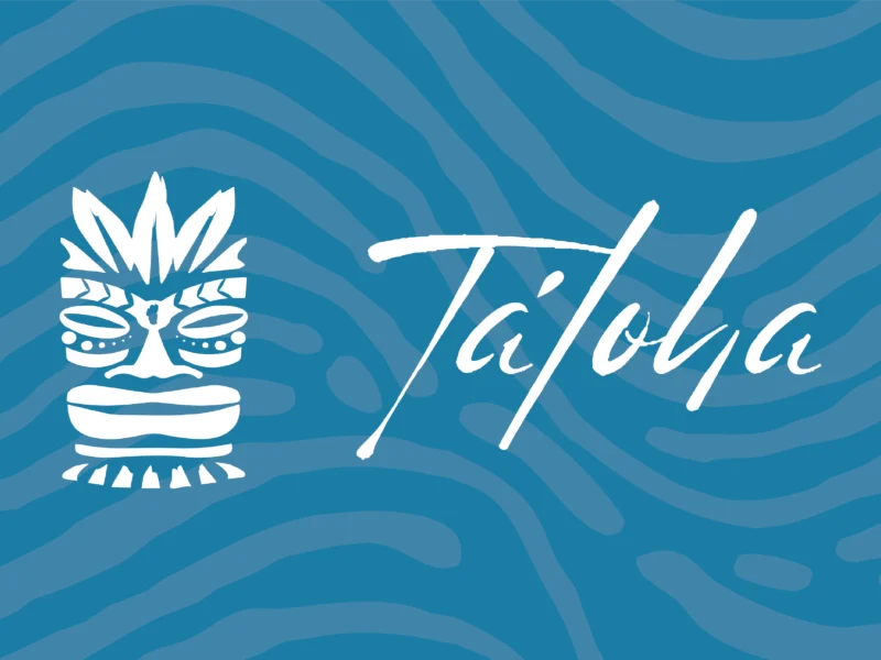 Live Táloha Logo on a Blue Background